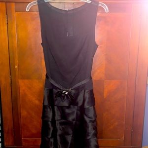 Rickie freeman size8 cute short back formal dress